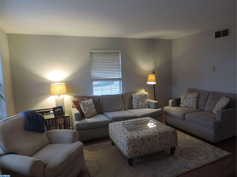 1st image of 101 Rosie Dr