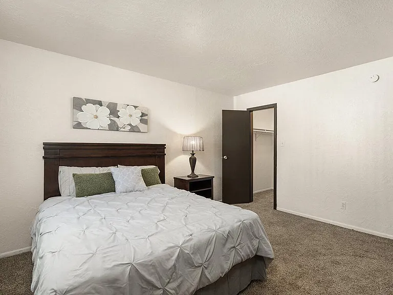 Tour a 1 or 2 Bedroom Apartment Today!