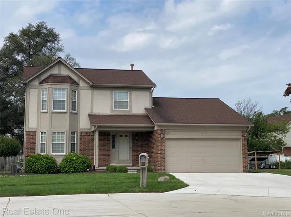 600 Sutten Dr, Canton, MI 48188