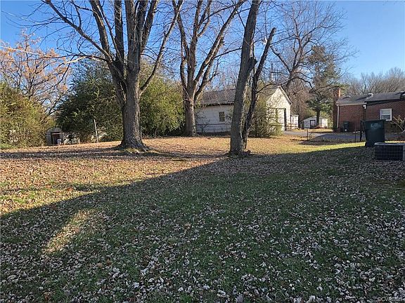 5th image of 223 Gawain Dr