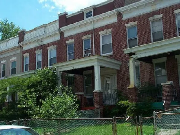 504 Lyndhurst St, Baltimore, MD 21229