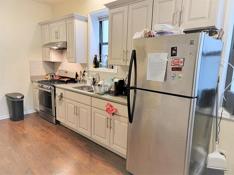 248 W 31st St #2F — Photo 5