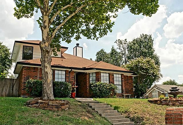 1st image of 7200 Blackthorn Dr