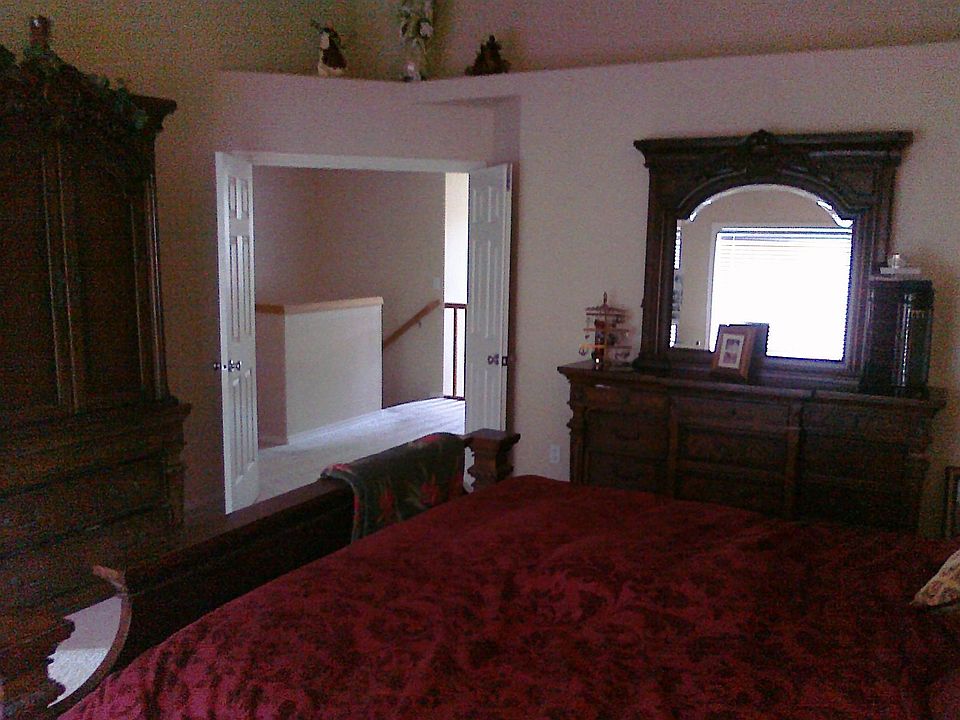 2nd image of 309 NW 153rd St