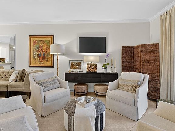 5th image of 26961 Clarkston DR #9108