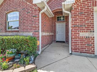 3904 Madison Ln, Denton, TX 76208