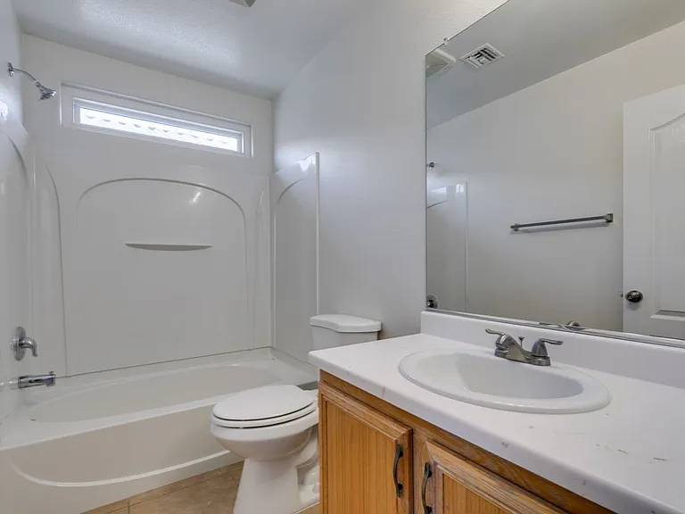 8660 Painted Horseshoe St — Photo 47