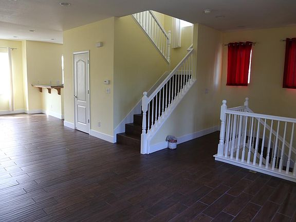 Living room - 2nd level