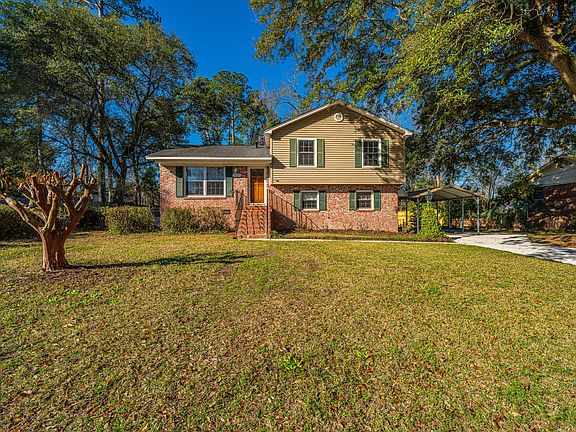 3rd image of 7639 Northhaven Dr
