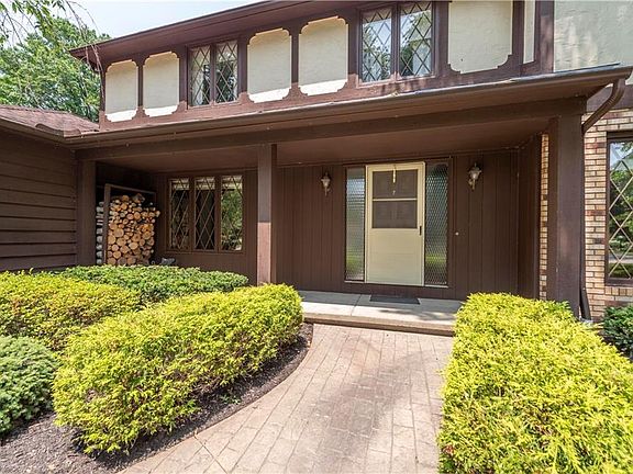 2nd image of 32322 Orchard Park Dr