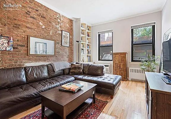2nd image of 415 E 80th St APT 1C