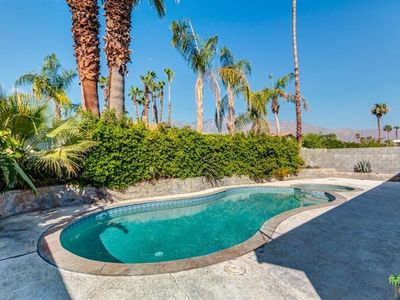 829 Arroyo Vista Dr, Palm Springs, CA, 92264