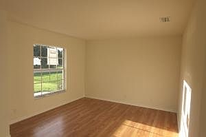 3rd image of 173 NW Carmelite St