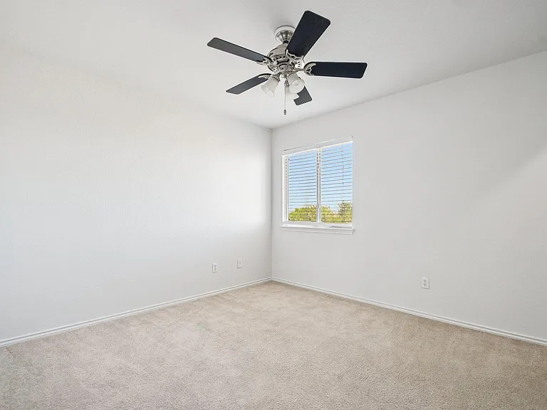 217 Killian Loop — Photo 25