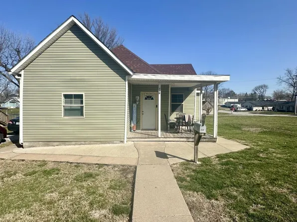 776 S Lafayette Ave, Marshall, MO 65340