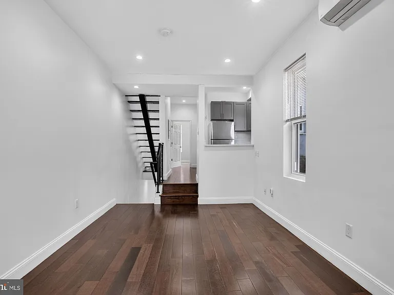 2319 N College Ave #B — Photo 3