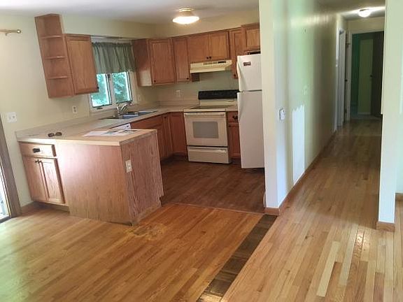 5th image of 4010 Forest Dr