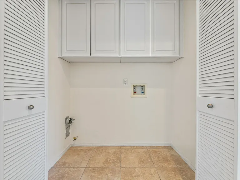 1472 Patricia Ave — Photo 7