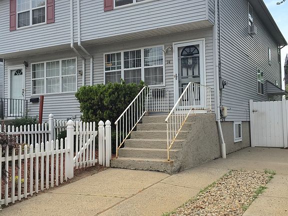 2nd image of 94 Northfield Ave
