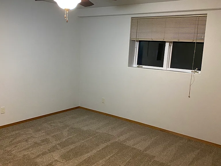 Main bedroom with walk in closet