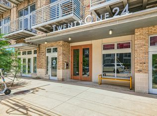 2124 E 6th St UNIT 204, Austin, TX 78702