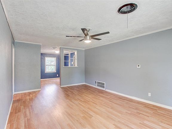 4th image of 3118 NW Kinyon Ave
