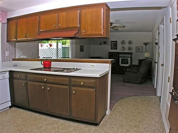 Kitchen & Family Room