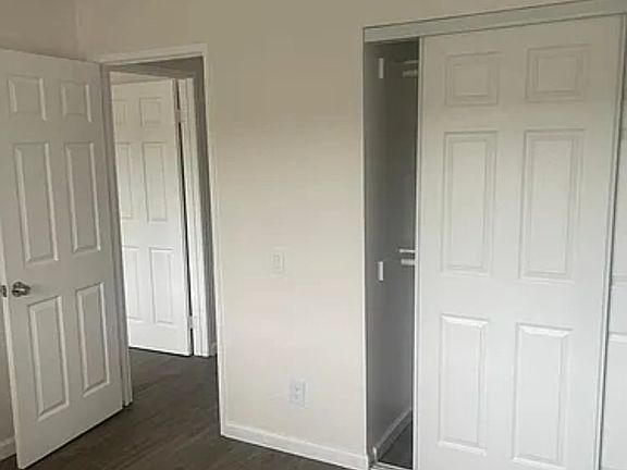 5th image of 2399 E Beyer Blvd APT 9