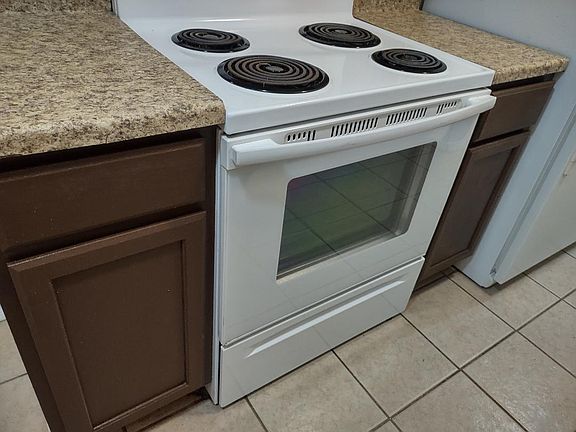 5th image of 890 Quadrilla Dr #890