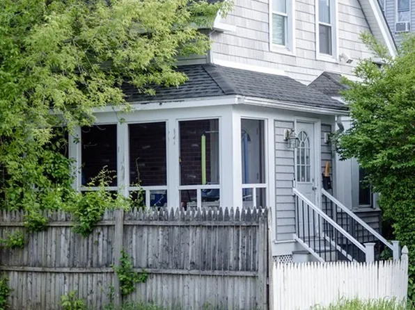 14 7th Ave, Haverhill, MA 01830