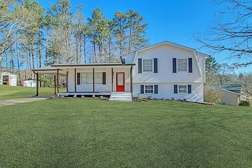 1st image of 675 Village Lane Dr SW