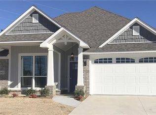 2627 Upland Dr, Van Buren, AR 72956