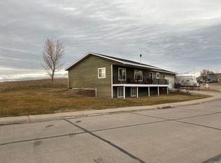 192 N Tongue River Ave, Moorcroft, WY 82721