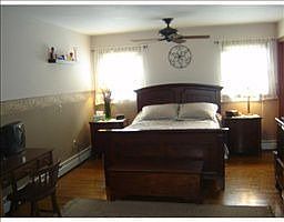 4th image of 16 Heather Ln
