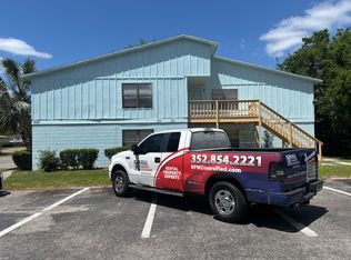 Van - 2404 (MU 63), Gainesville, FL 32608