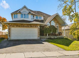 58 Pheasant Run Dr, Guelph, ON N1C1E4