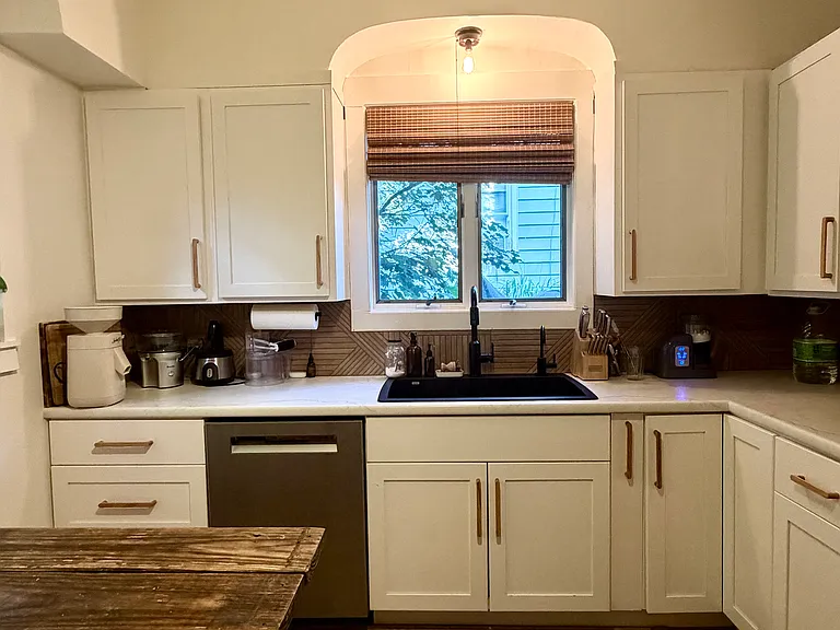 101 Burr Oak St NE #1 — Photo 3