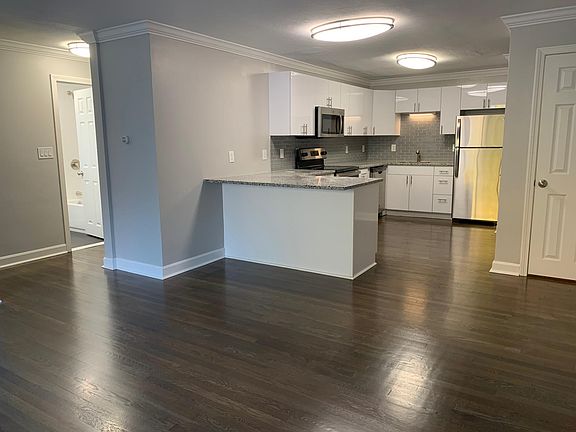 4th image of 519 Washington St APT 9