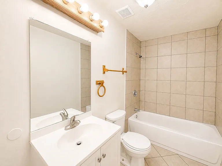 5437 S 14th Way — Photo 8