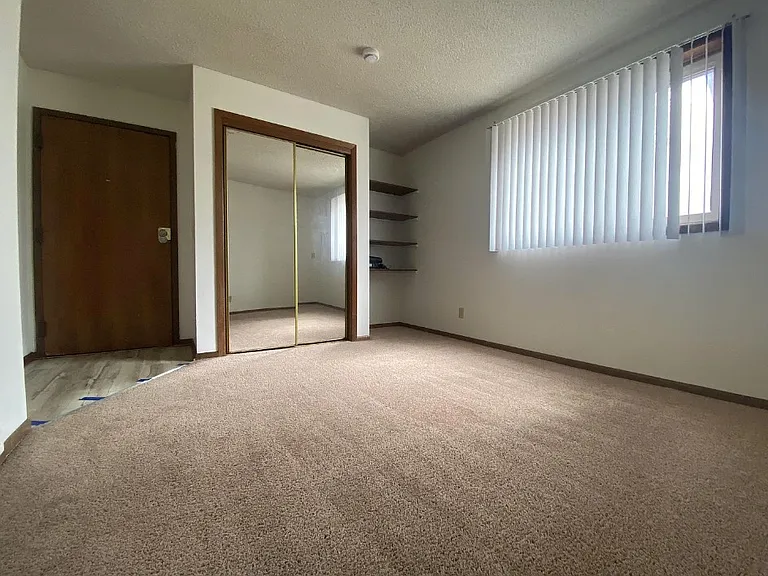 1228 E St #12 — Photo 8