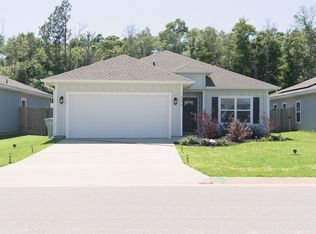 3679 Applewood Dr, Milton, FL 32571
