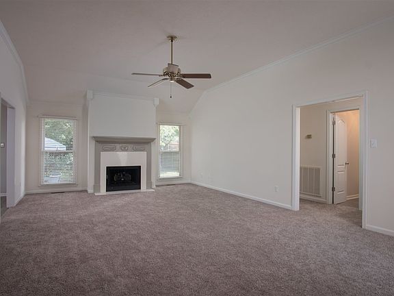3rd image of 249 Chapel Creek Dr