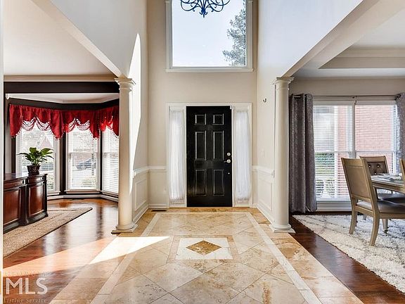 4th image of 101 Ennisbrook Dr SE