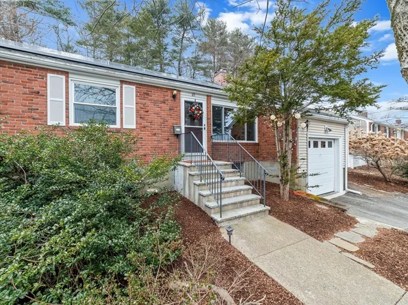 65 Augustus Rd, Waltham, MA 02452