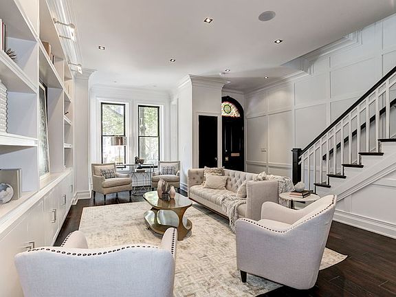 Main Level  - Living Room