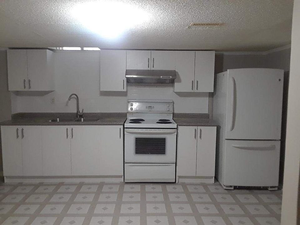 2nd image of 38 Holloway Rd