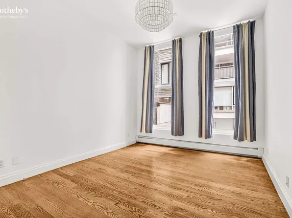 88 Chambers Street image 9 of 15