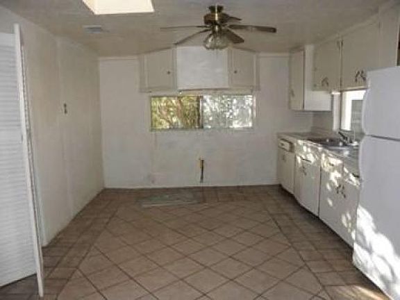 5th image of 213 W Kentucky St