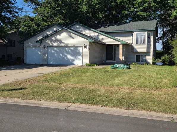 26006 10th St W, Zimmerman, MN 55398