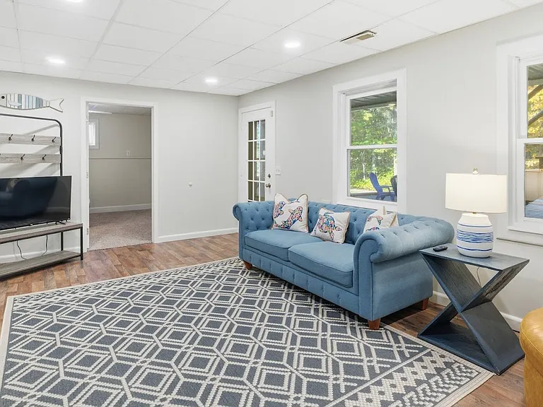 376 Peachtree Dr — Photo 31